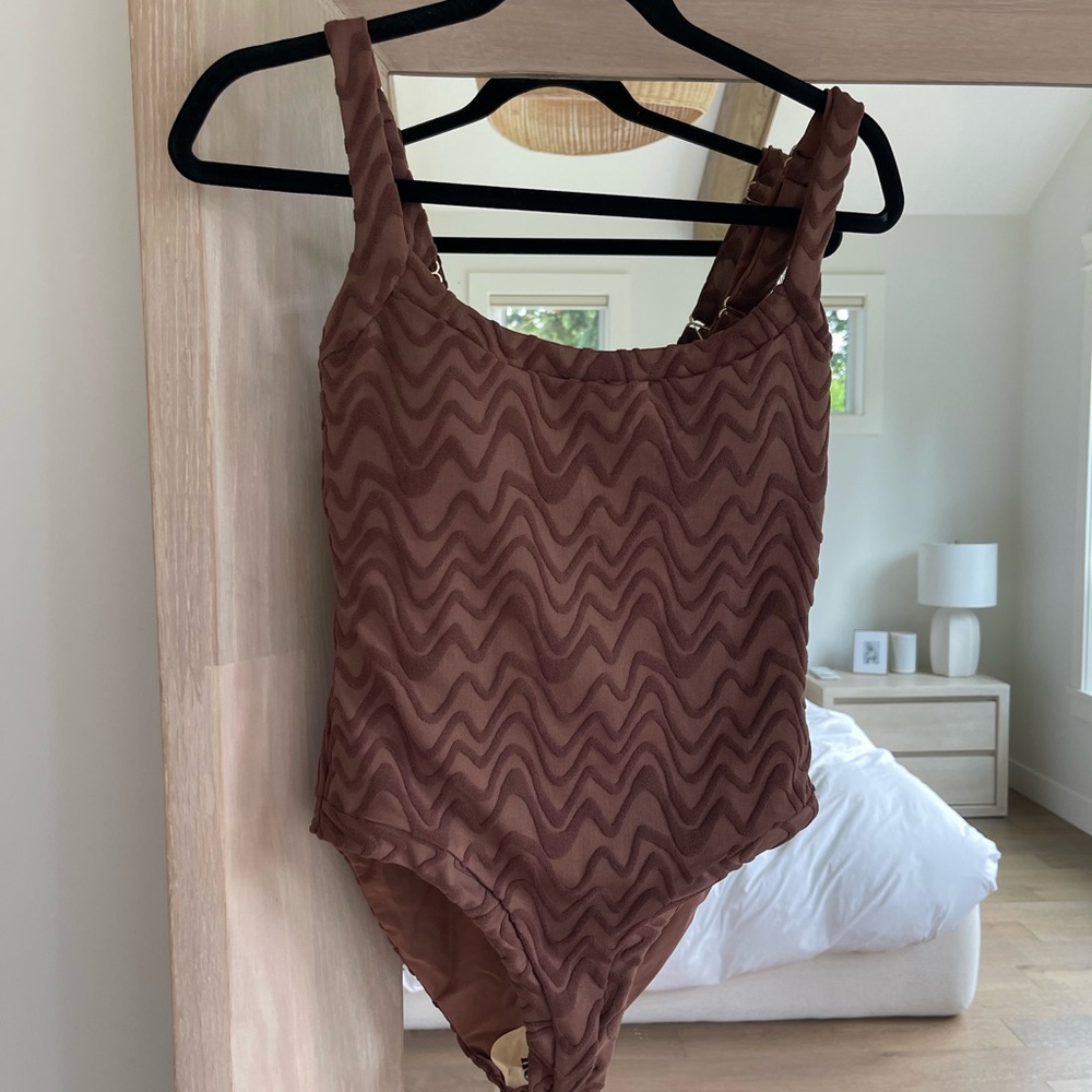 Brand new Koleha Swimsuit